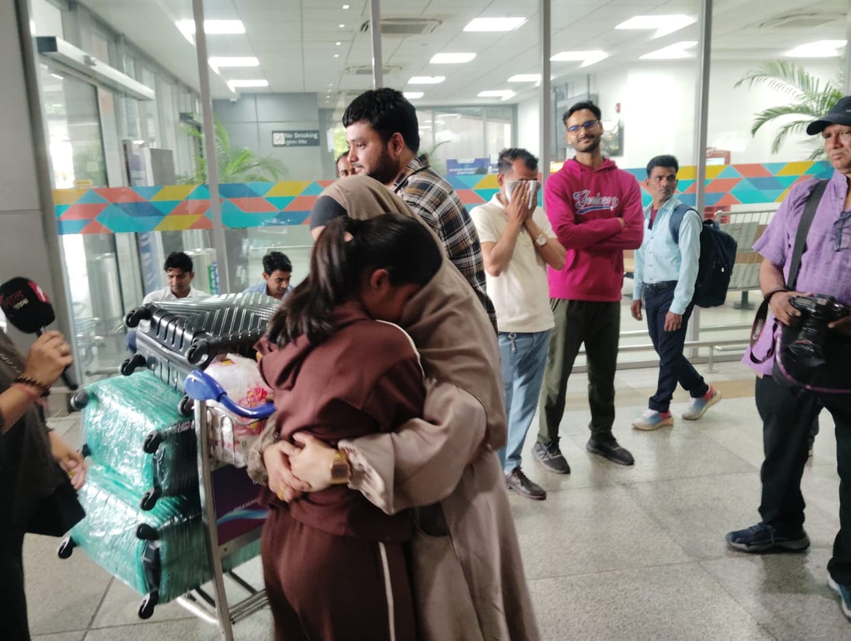 Srinagar, Students First Batch, Reached Delhi Airport, From Iran