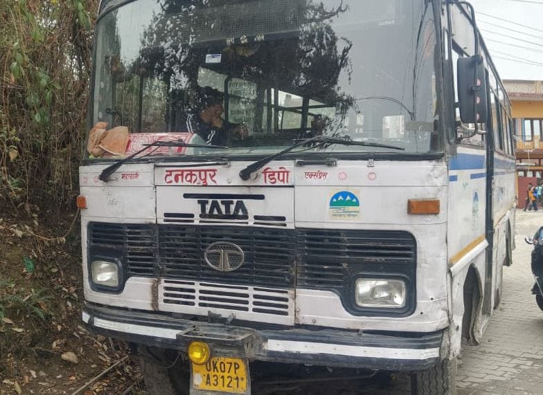 Roadways bus did not start in Bedi Nag, passengers were inconvenienced.