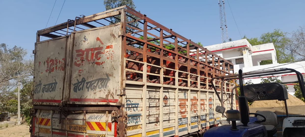 Canter loaded with 300 cylinders caught