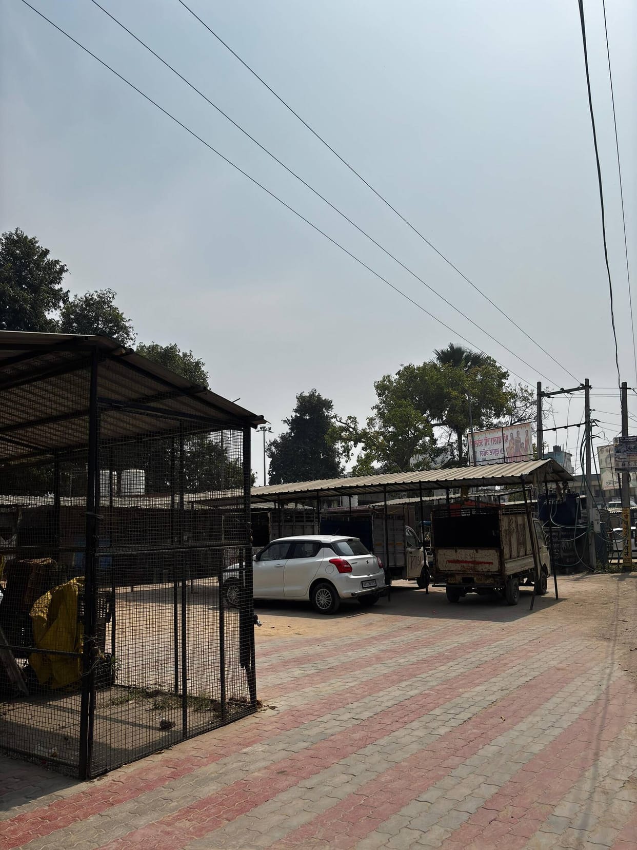 Traffic congestion remains a significant issue; problems have intensified near the small overbridge.