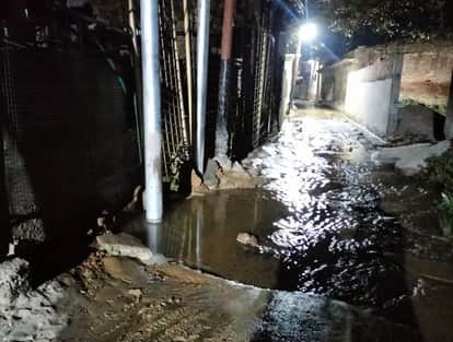 Drinking water pipeline ruptured by drill machine, many streets submerged