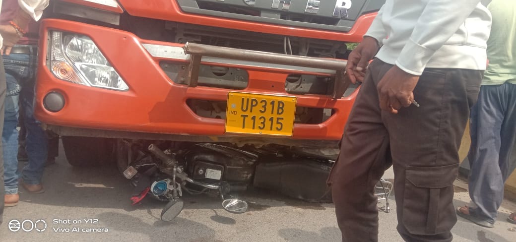 Bike rider trapped in DCM and dragged for 150 meters, helmet saves his life