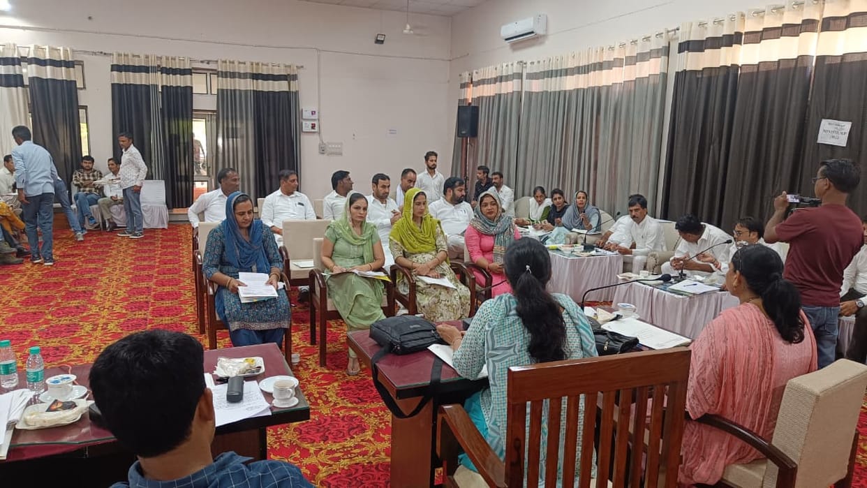 Work stalled due to non-holding of Fatehabad District Council meeting
