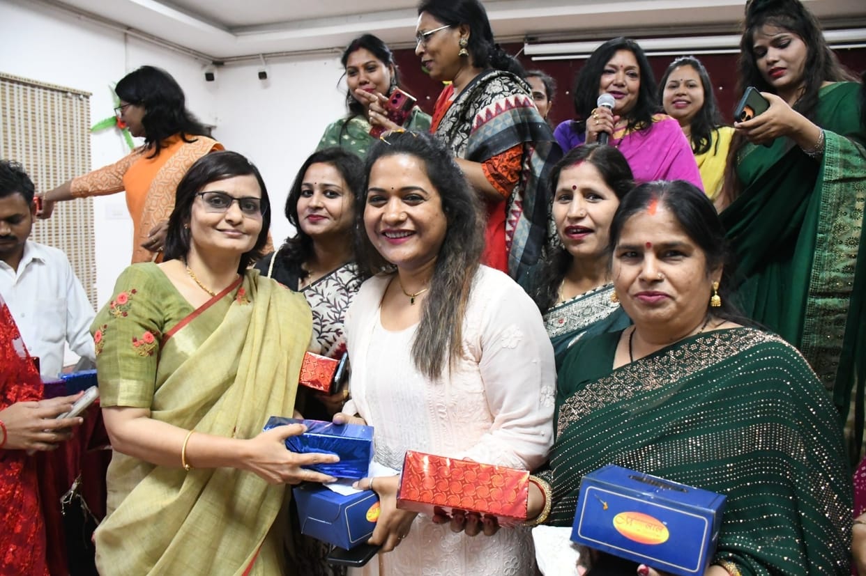 The stage was enlivened by the talent of women railway workers
