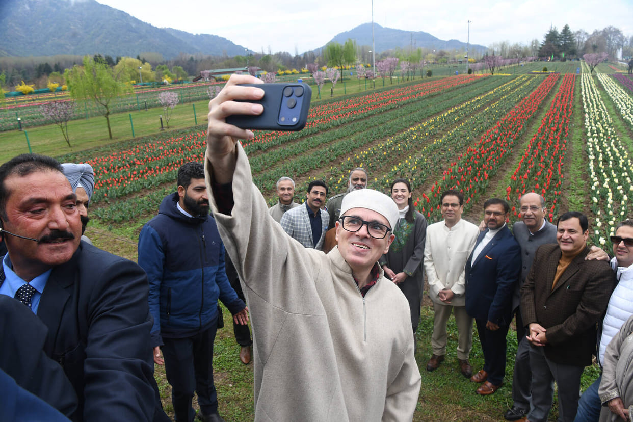 Srinagar, Tulip Garden Open, CM Umar, Inagurate