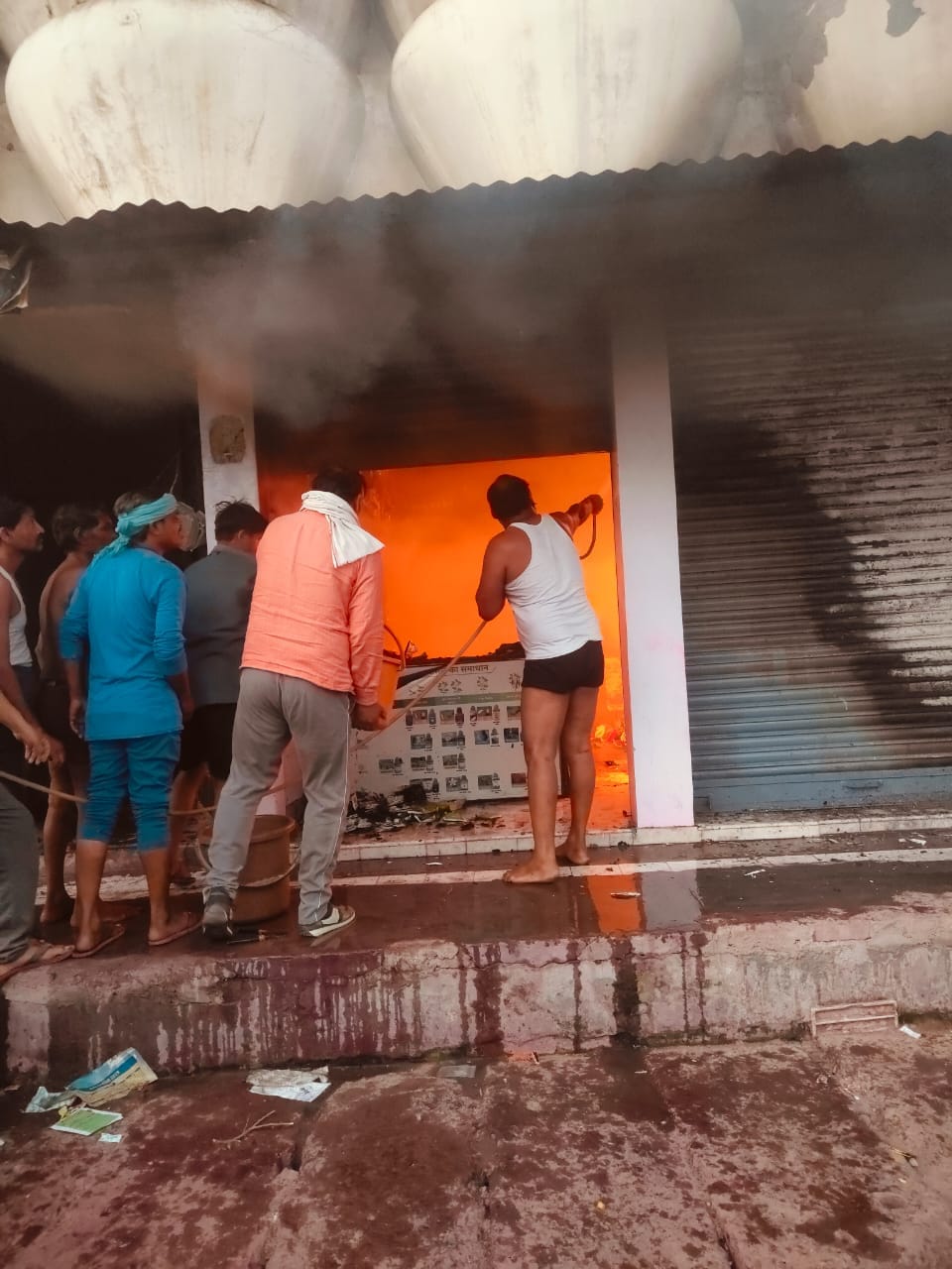 A seed store caught fire under suspicious circumstances, leaving goods worth lakhs in ashes.