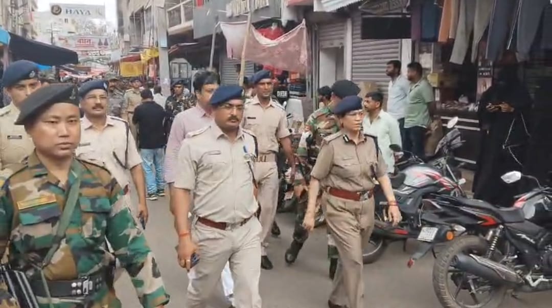 हजारीबाग में डीजीपी ने रामनवमी जुलूस मार्गों का निरीक्षण किया