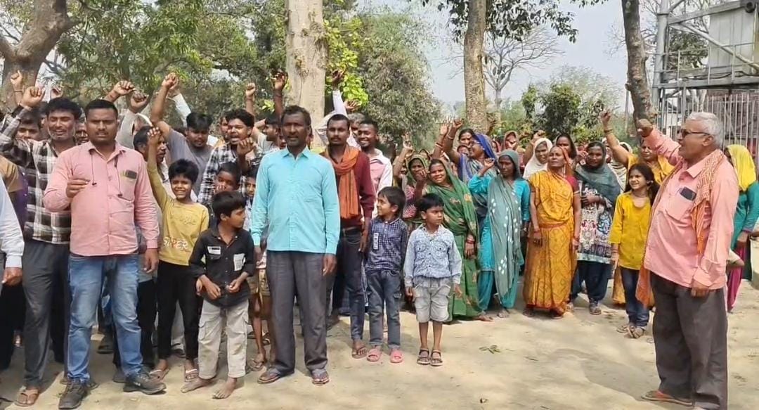 Allegations of Irregularities in Annapurna Bhavan Construction; People Stage Protest