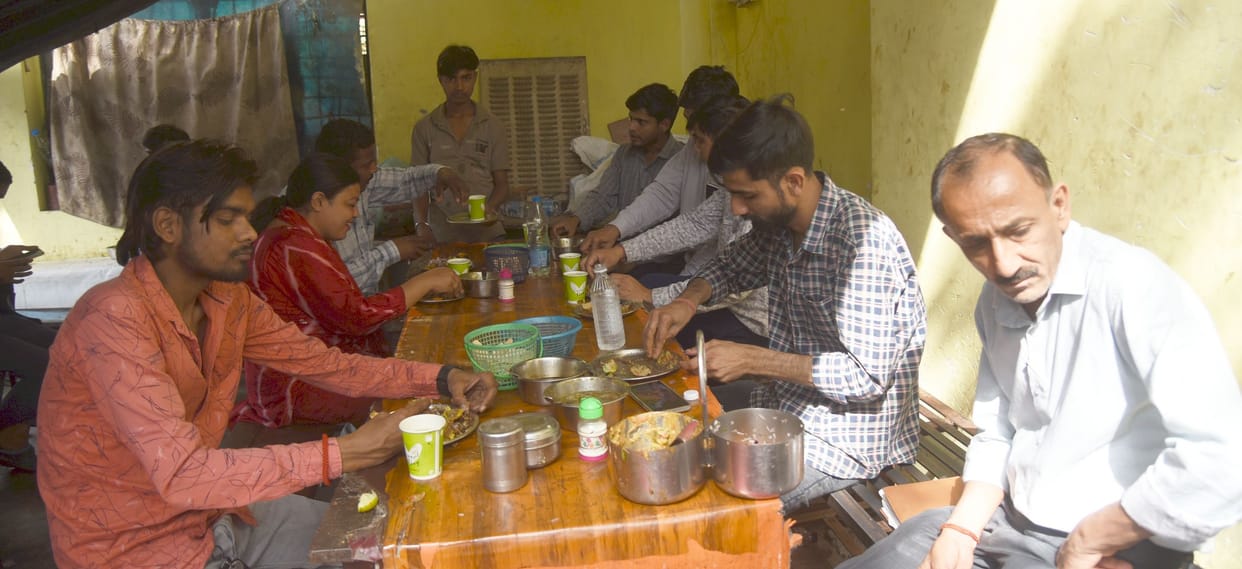 Unconcerned about the gas cylinder shortage, enjoy the taste of Baati-Chokha
