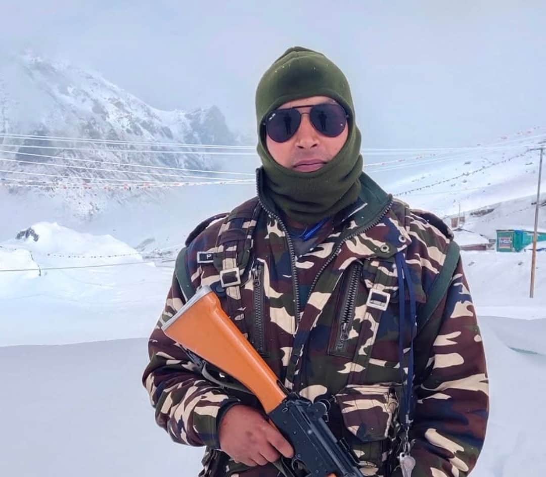 मृतक जवान प्रह्लाद सिंह का फाइल फोटो।