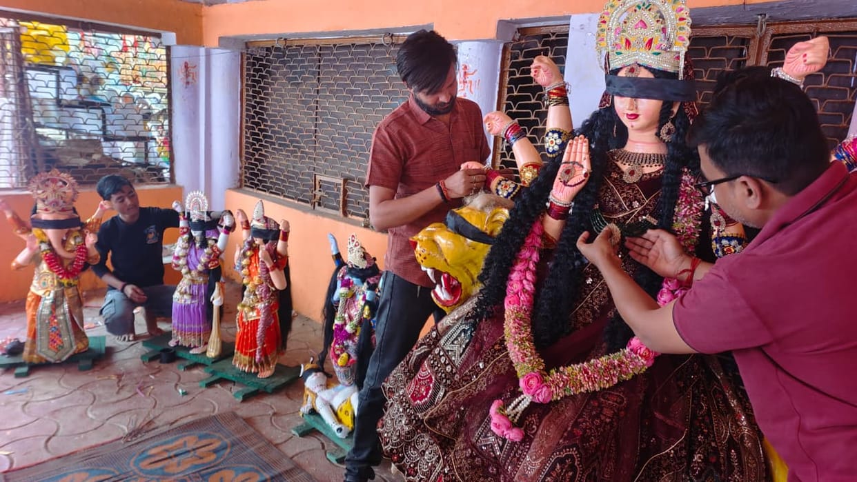 Chaitra Navratri begins today, Devi temples are decorated