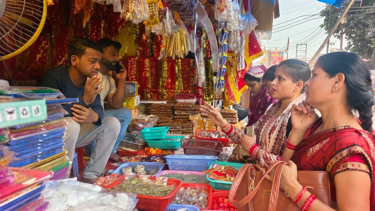 Chaitra Navratri gives new energy to the market, shopping increases