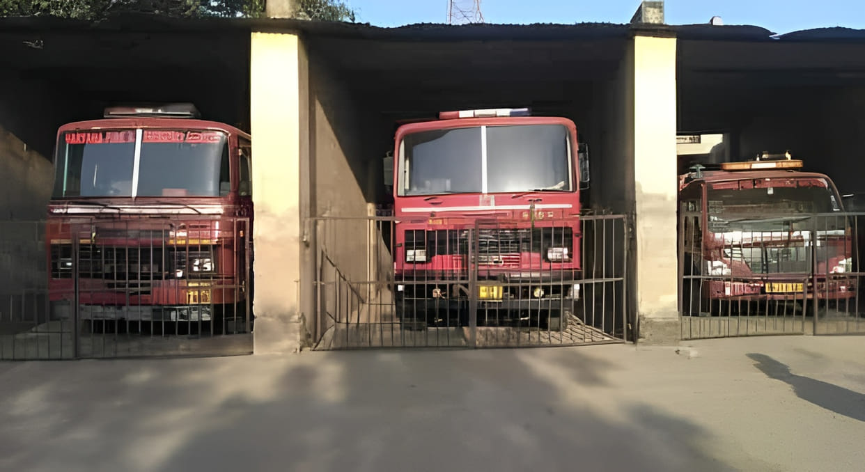 139 firefighters needed, 72 available...how will the fire be extinguished?