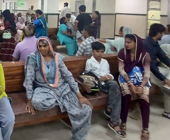 Delay in Procurement of Dialysis Machines at PGI; Most Patients Receiving Treatment Under PPP Model