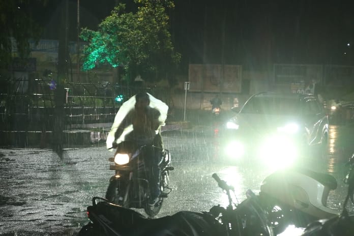 Sunny Morning Turns to Rainy Evening as Weather Shifts Dramatically