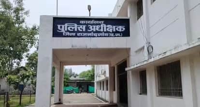 Rajnandgaon Police solved two theft cases