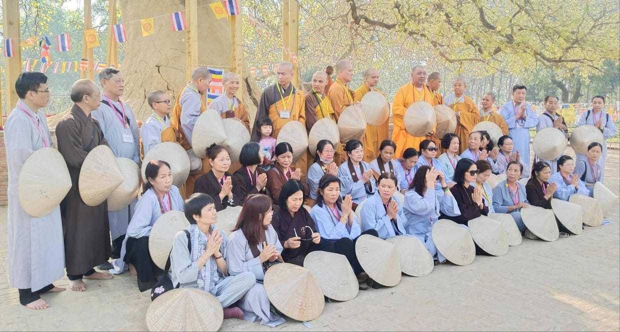 Followers from Vietnam reached the place of penance