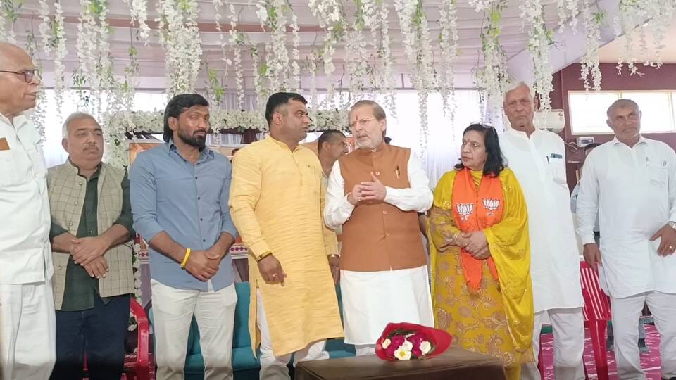 The minister avoided the question of making Gohana a district.