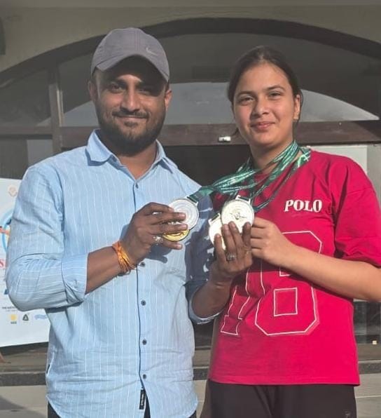 Divyanshi won four medals in the All India Open Shooting Competition