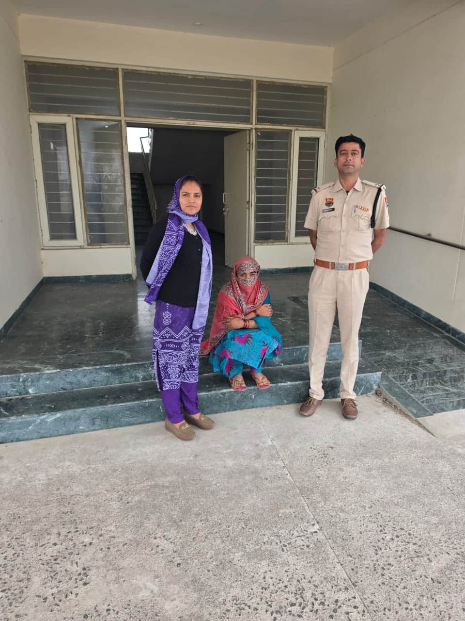 फतेहाबाद में हत्या के मामले में गिरफ्तार की गई आरोपी महिला स्त्रोत पुलिस विभाग