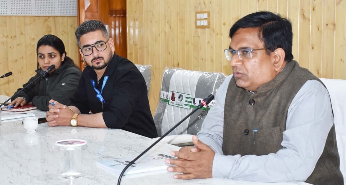 Census training is being given to field workers