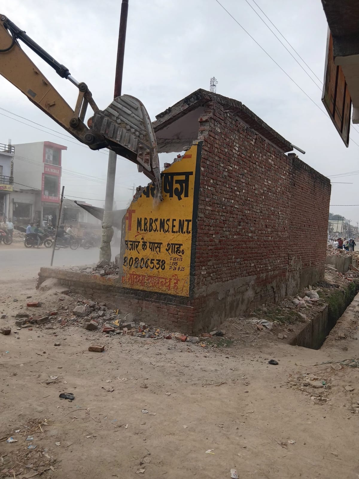 Encroachments Cleared in Kant; Highway Construction Set to Accelerate