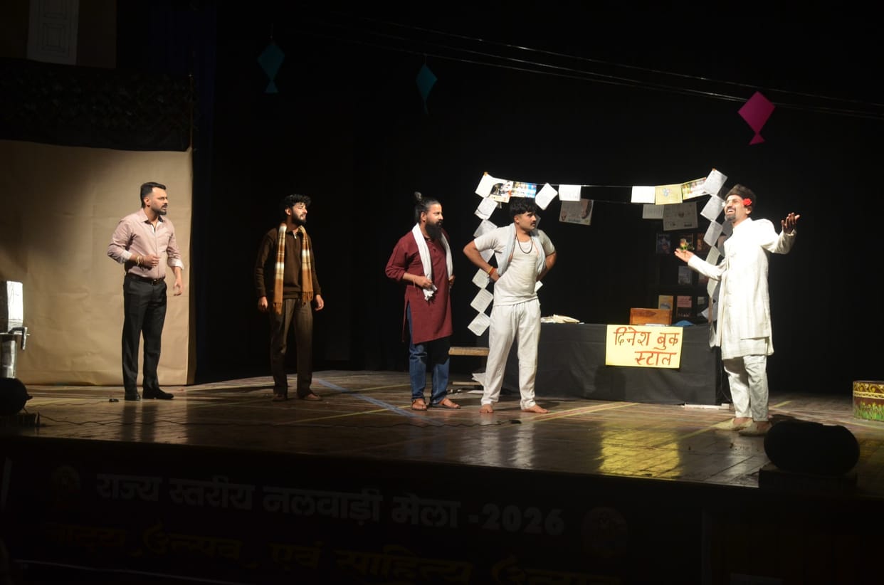 Theatre artists shine at Nalwadi fair, crowds gather