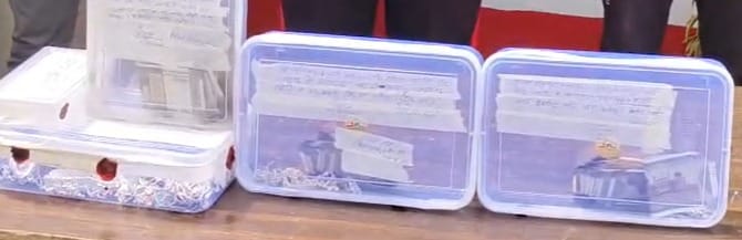 Four accused of stealing a bag full of jewellery arrested with the goods