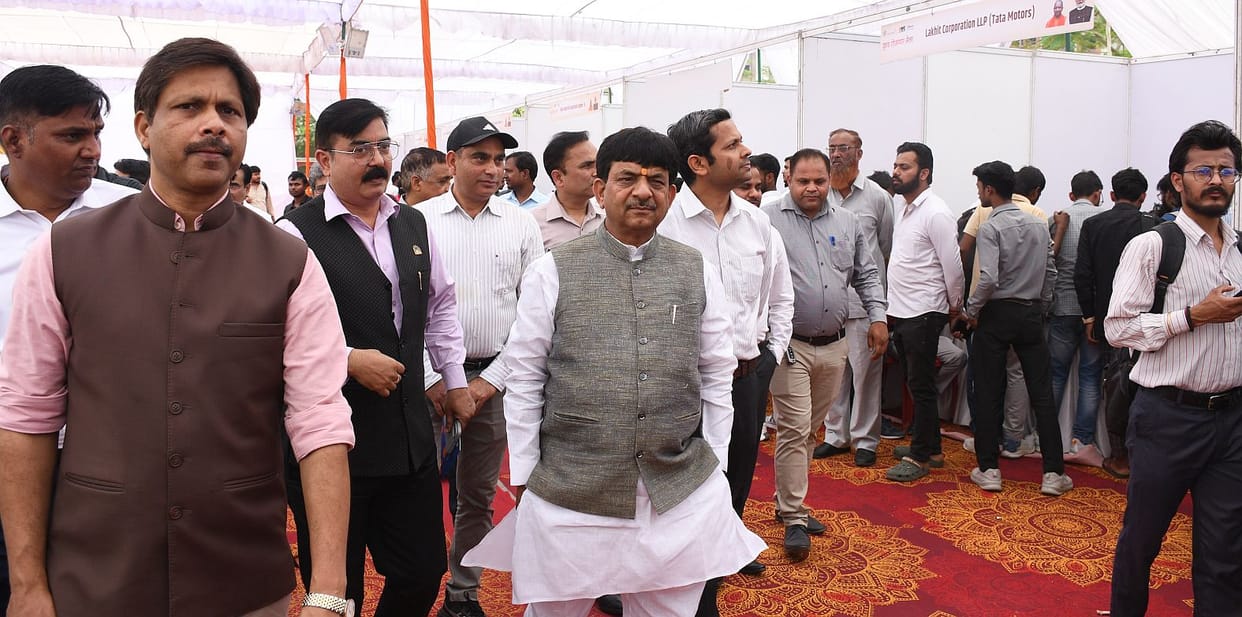 2527 youth got jobs in the fair