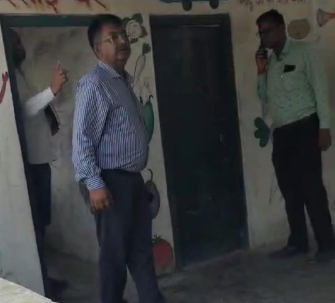 The team arrived to investigate the complaint, Chak Road was found on paper and standing crops of mustard and wheat were found on the spot.