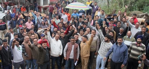 Taxi-auto drivers protest against ATS, give 10-day ultimatum