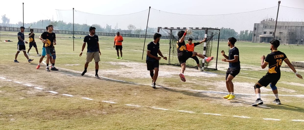 Lucknow's team is the champion in handball