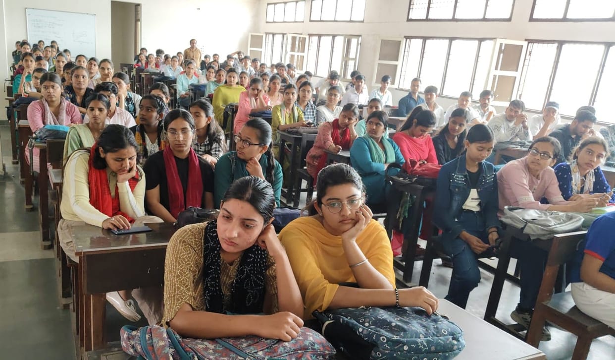 Students sensitized about internships.