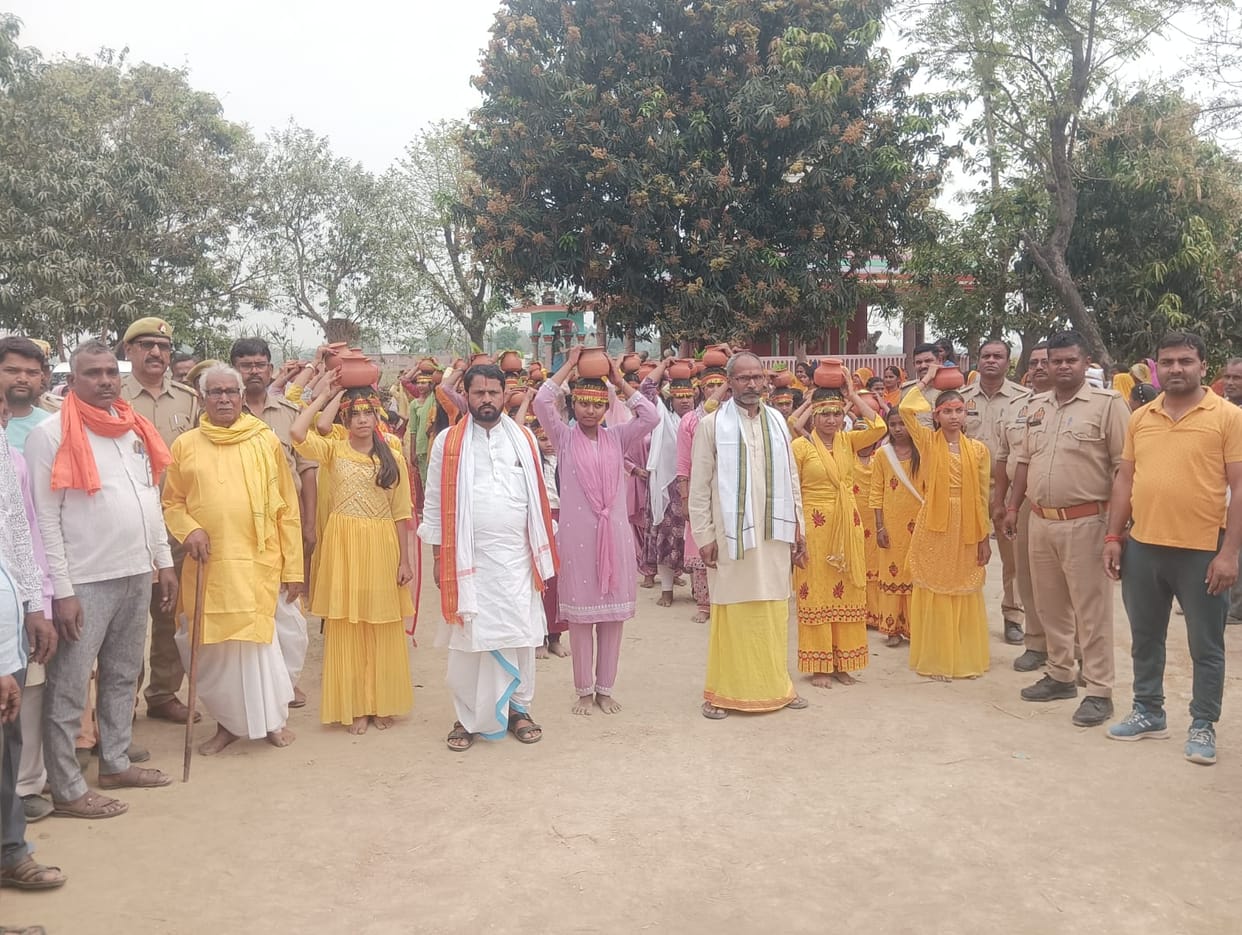 A Kalash Yatra was taken out in Gagaicha.