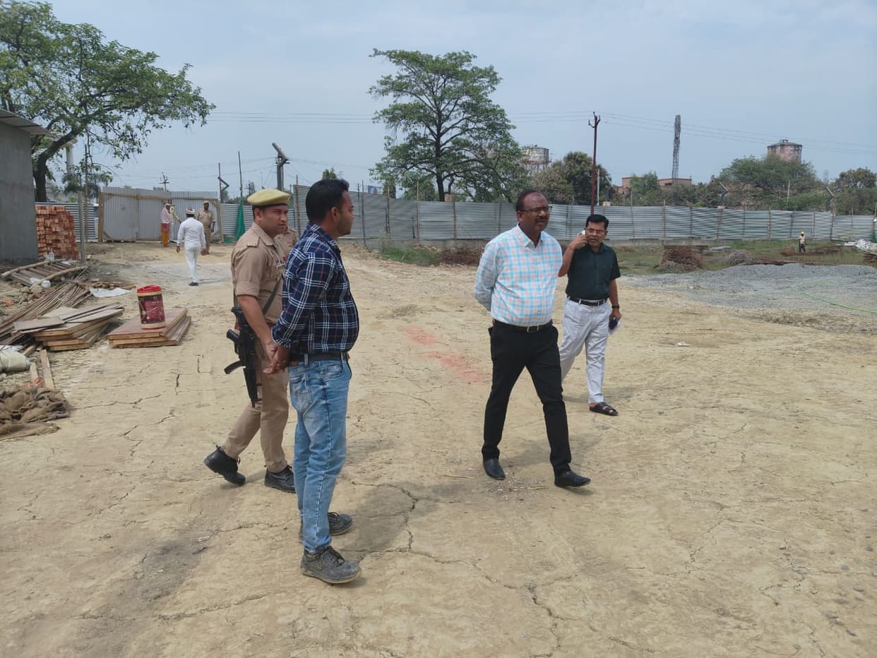 Accelerate the pace of construction work of multipurpose hall by increasing resources