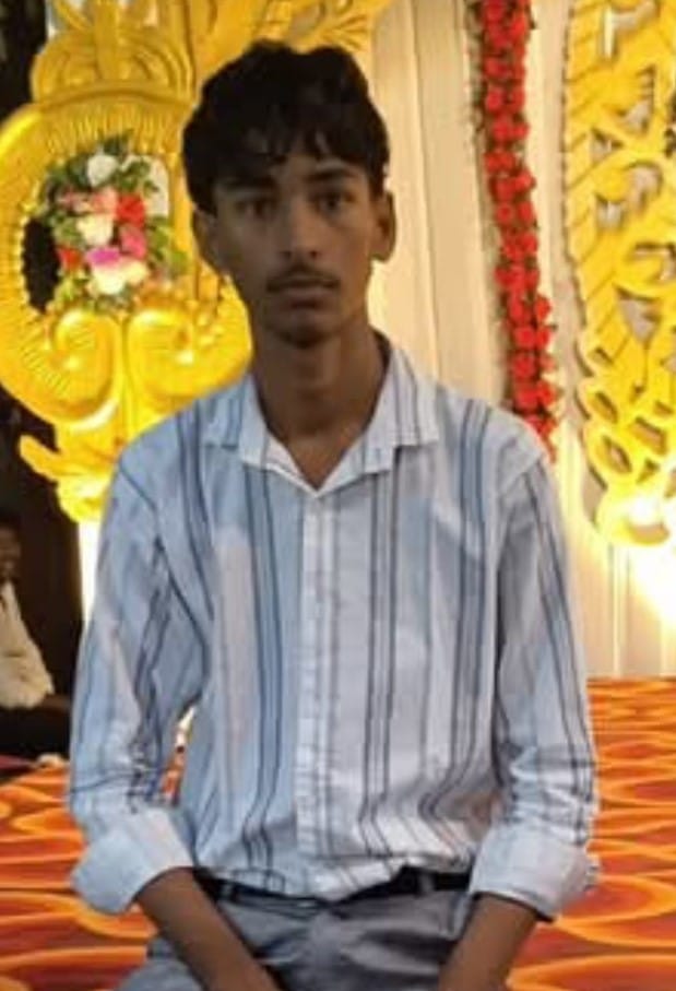 Teenager went to bathe with a friend, drowned in the Ganges, dies