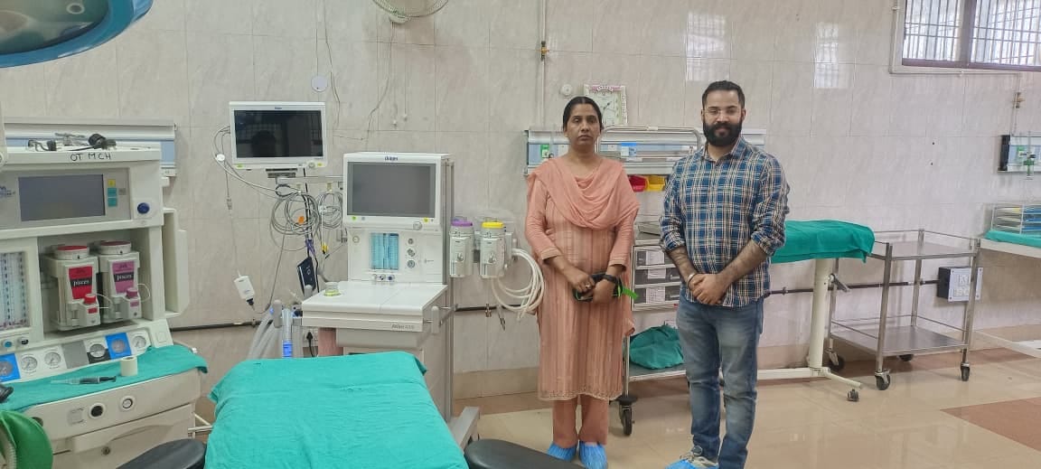 Anesthesia workstation installed in the operation theatre of Civil Hospital, will provide relief during surgery