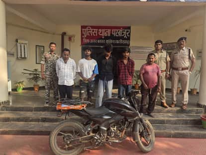 Five accused including two minors arrested in cable theft in Kanker