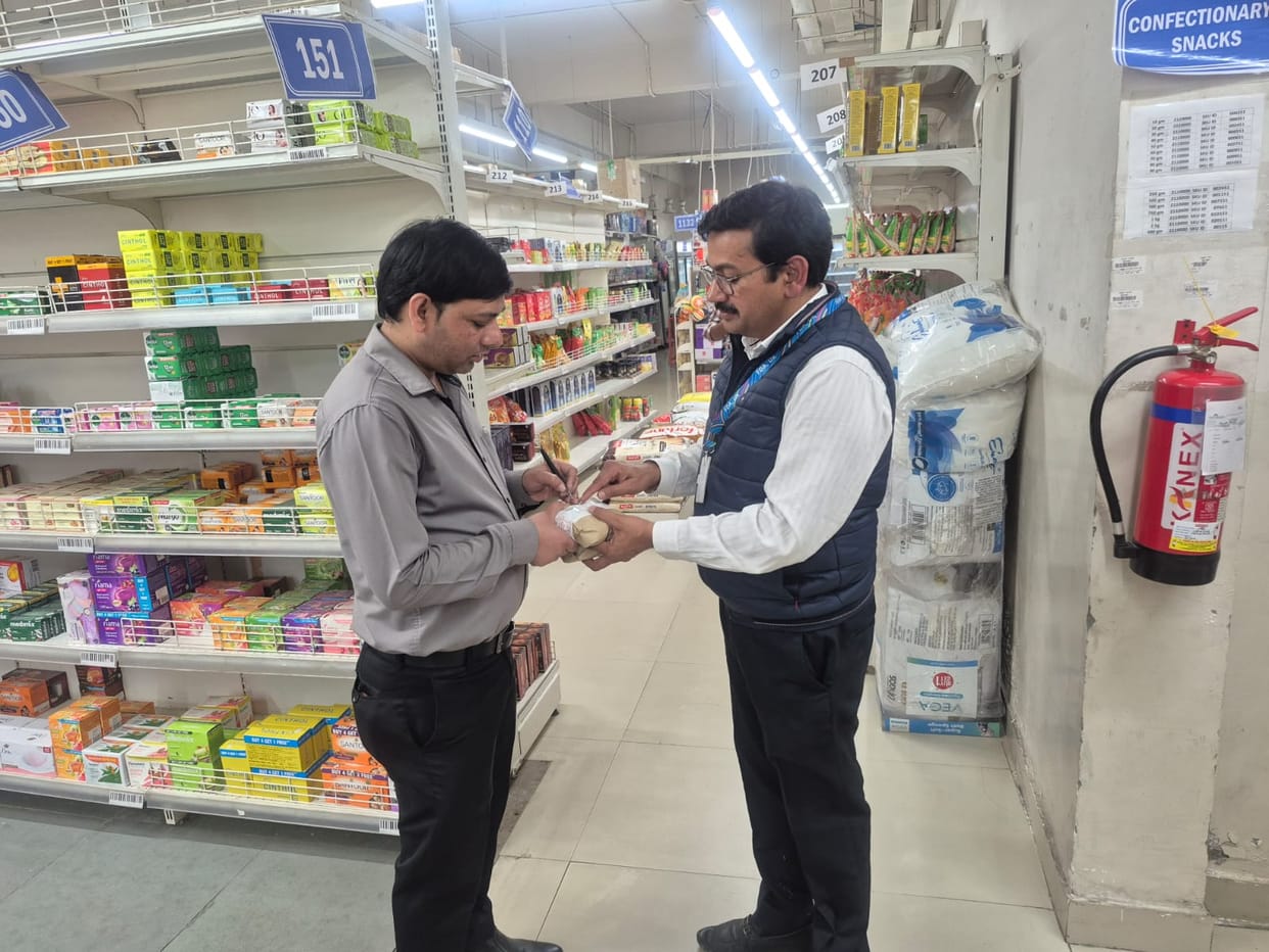 15 food samples were tested and sealed