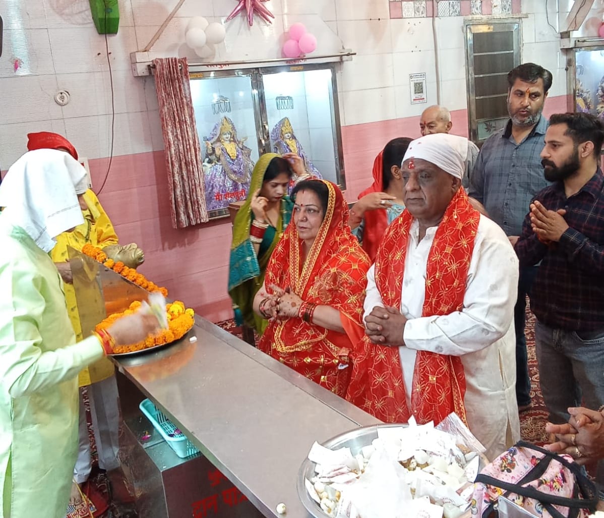 Worship of Mother Shailputri by installing the Kalash