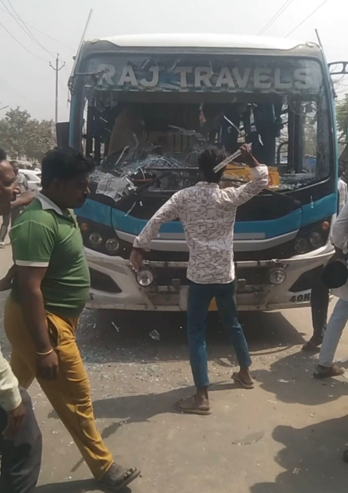 Innocent Child Injured in Bus Collision; Crowd Engages in Vandalism