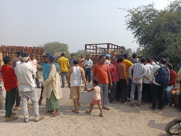 Chaos over cooking gas; people return disappointed even after standing in queues for hours.
