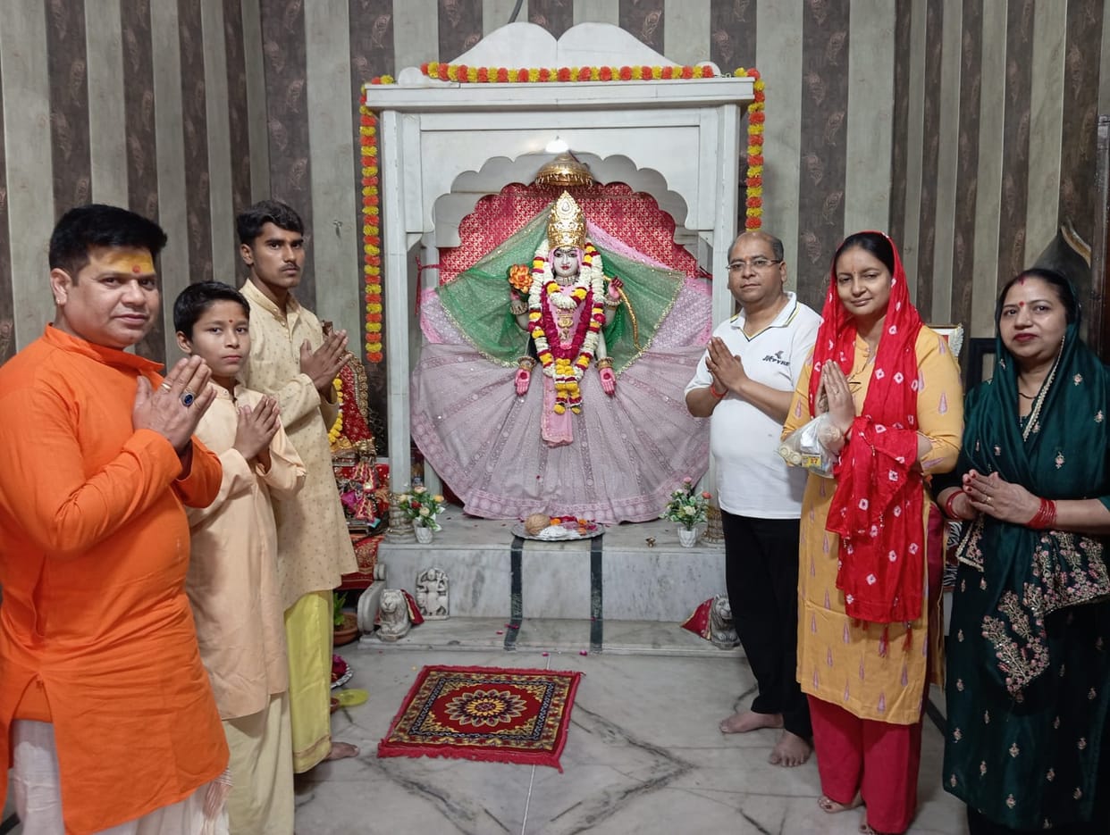 Worship of Mother Brahmacharini, the color green has special significance