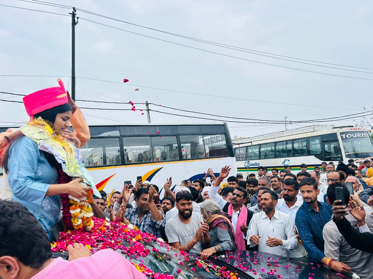 Prachi Panwar, who secured 59th rank in UPSC, was welcomed.