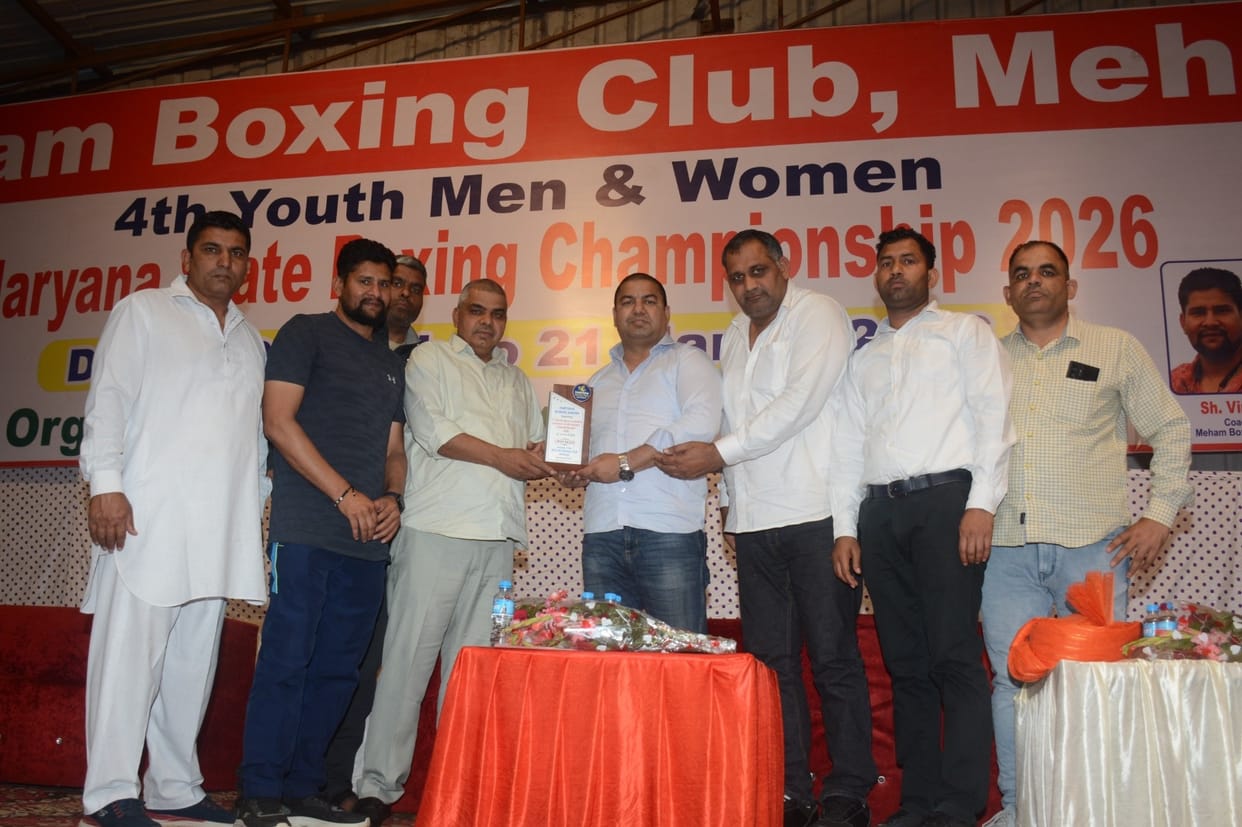 Aditya of Rohtak defeated Jatin of Rewari in boxing.