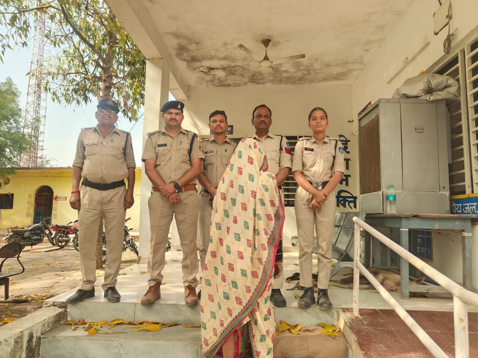 आपसी विवाद अवकलन के चलते सास ने 7 माह की गर्भवती बहू की कुदाली मारकर की हत्या आरोपी सास गिरफ्ता