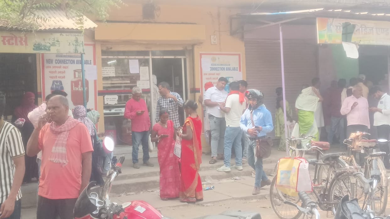 LPG refilling caught in Rudrapur