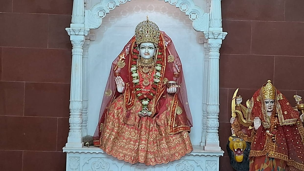 Muzaffarpur Bihar news : chaitra navratra festival maa chandraghanta devi worship by devotee today