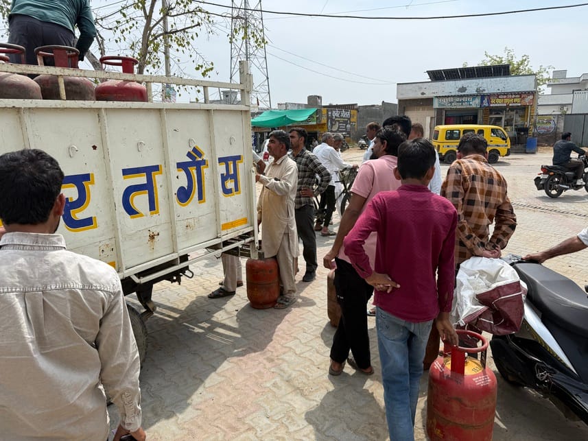 19 domestic and 17 commercial gas cylinders seized