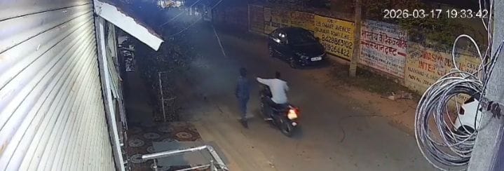 The miscreant stole the girl's mobile, the police kept delaying for three days